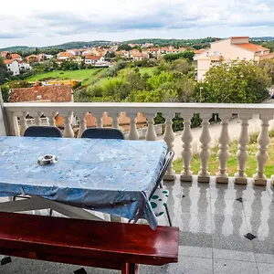 Veli Vrh Penzion